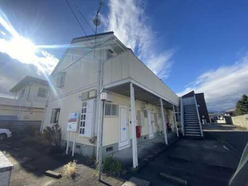ドミールヒロ 2階建