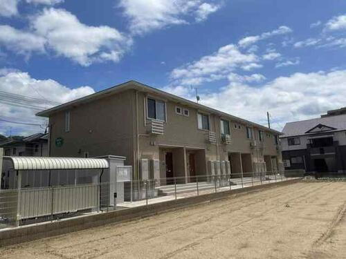 福島県福島市東浜町 2階建 築4年10ヶ月