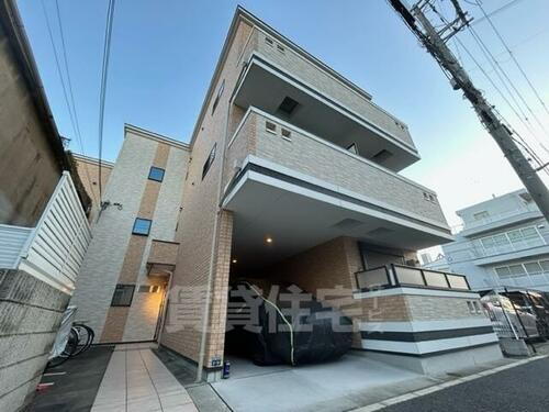 ワコーレヴィータ大開ステーシア 3階建