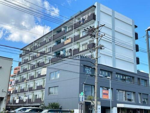 カーサプリメール 7階建