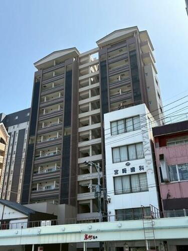 福岡県北九州市小倉北区京町１丁目 13階建