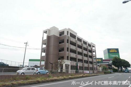 Ｌａ　ｖｉｅ　ｅｎ　ｒｏｓｅ　ｈｉｌｌ