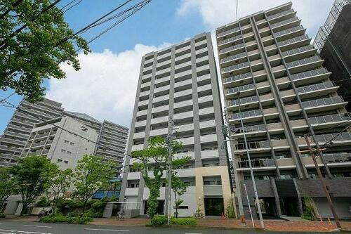 プレミアムレジデンス別府駅前 14階建