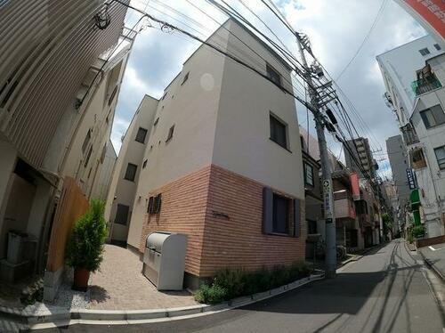 Ｃｏｍｏ　Ｙｏｔｓｕｙａ 3階建