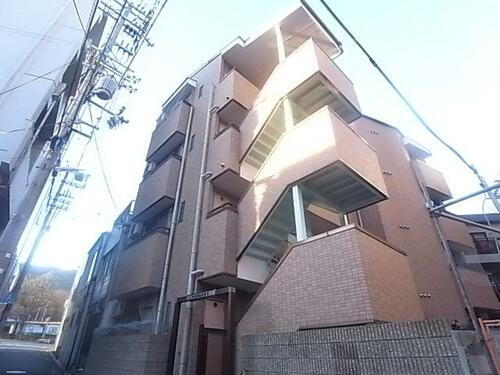 マンション王子 4階建