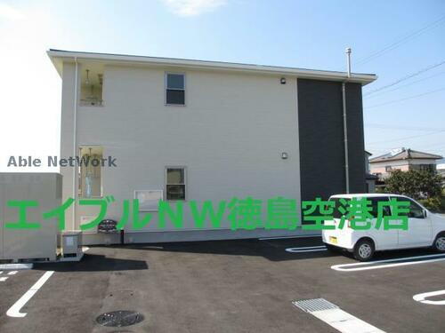 徳島県板野郡藍住町富吉字岸ノ下 賃貸アパート