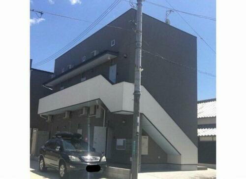 兵庫県明石市野々上３丁目 築8年2ヶ月 2階建