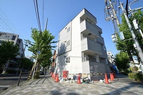大阪府大阪市東淀川区瑞光４丁目 3階建