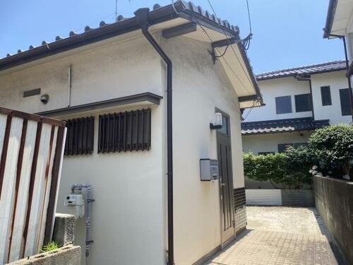 石丸２丁目貸家 平屋建て