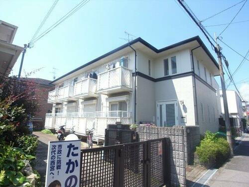 ラ・グラシア 2階建
