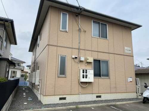 シャーメゾン中原 2階建