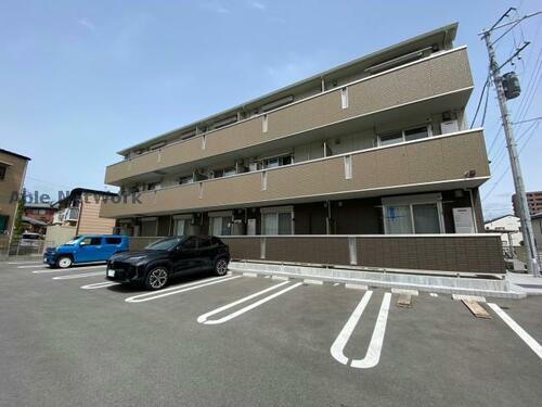 熊本県熊本市西区横手１丁目 3階建 築2年1ヶ月