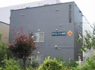 北海道札幌市中央区南二十条西１２丁目 2階建 築23年11ヶ月