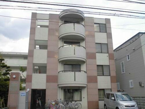 北海道札幌市中央区南十四条西１３丁目 4階建 築33年6ヶ月