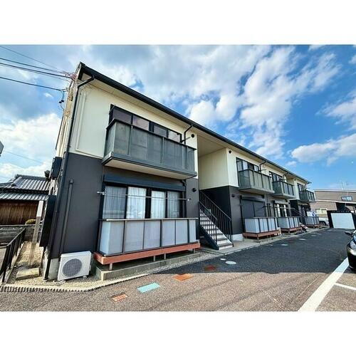 メゾンエメラルド 2階建