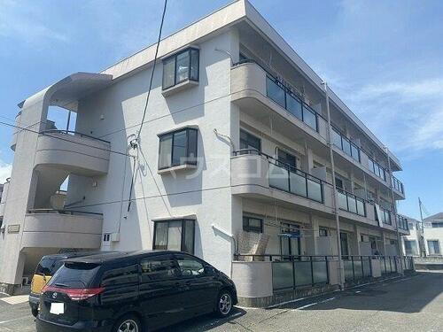 メゾン萩原 3階建