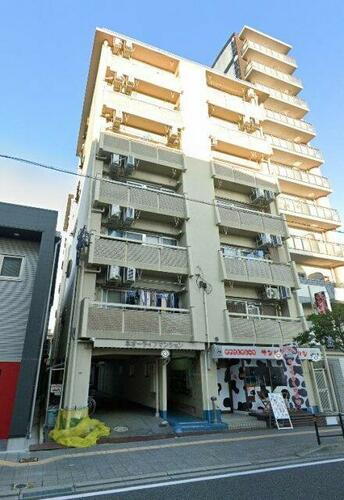 大阪府豊中市服部南町３丁目 7階建