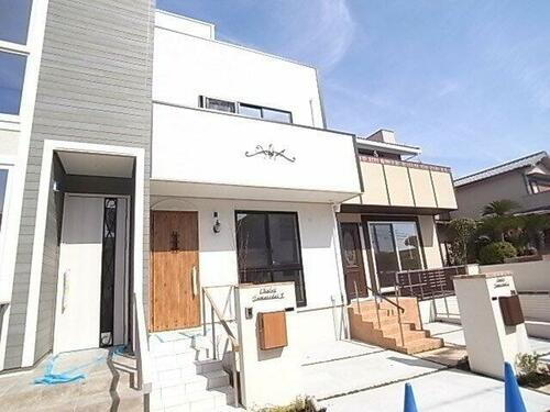 シャレー山手台 2階建