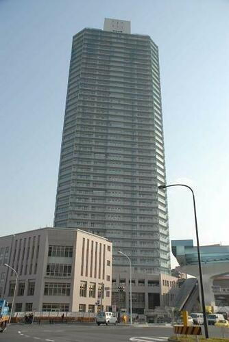 東京都江東区豊洲５丁目 40階建 築17年8ヶ月