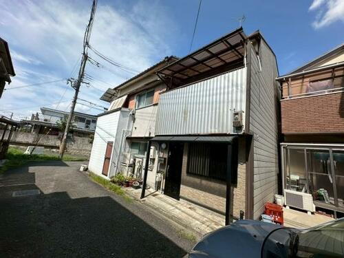 大阪府交野市藤が尾４丁目 築49年12ヶ月 2階建