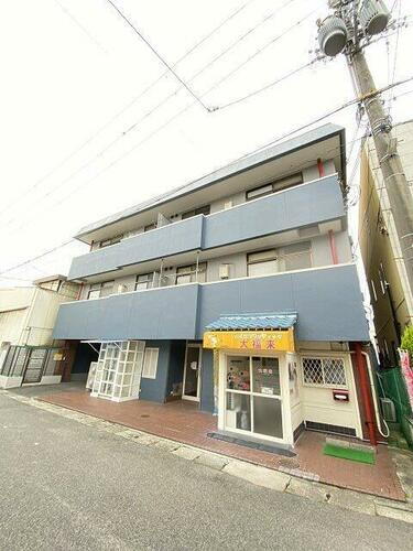 兵庫県尼崎市南塚口町５丁目 3階建