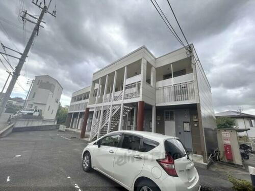 大阪府枚方市渚元町 2階建