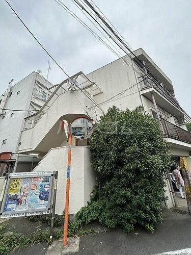 ユースハイム 3階建