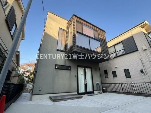 神奈川県藤沢市鵠沼海岸５丁目 賃貸一戸建て