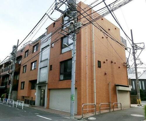 東京都渋谷区広尾１丁目 築22年8ヶ月 4階建