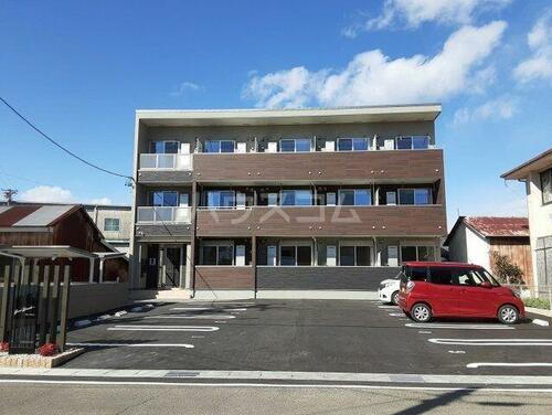 静岡県静岡市清水区西大曲町 築3年12ヶ月 3階建