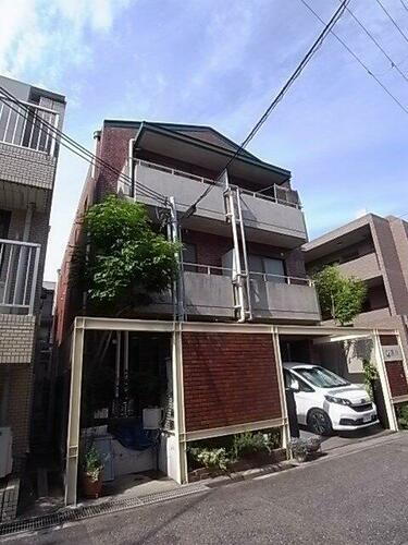 兵庫県西宮市大井手町 3階建