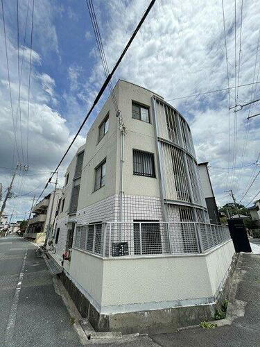 ＴＨＥ　ＣＩＴＹ　鳴尾