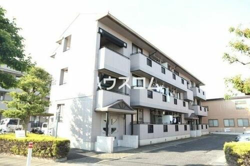 ヴァンベール東川口Ⅱ 3階建