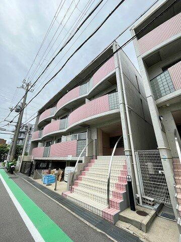 メゾンジュリアナモンド 3階建
