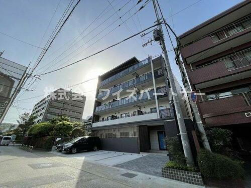 福岡県福岡市南区高宮３丁目 5階建