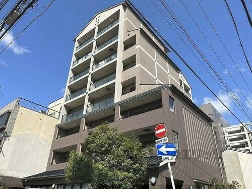 京都府京都市下京区綾小路通麩屋町西入塩屋町 8階建