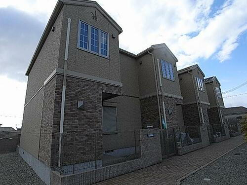 シャーメゾン姫路駅東 2階建