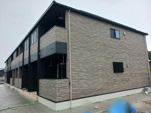 千葉県君津市西坂田３丁目 2階建