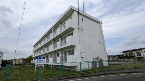 関が丘ヒルズ１号館 3階建