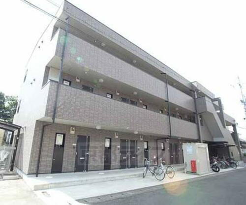京都府京都市右京区太秦垂箕山町 3階建 築18年10ヶ月