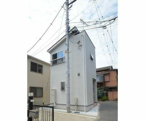 神奈川県横浜市金沢区寺前１丁目 2階建 築10年6ヶ月