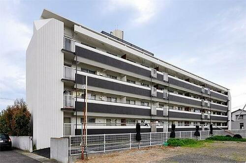ピース・シーサイド黒崎 4階建