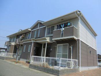 兵庫県姫路市飾磨区中島１丁目 2階建