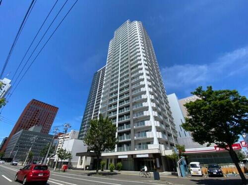 パシフィックタワー札幌 31階建