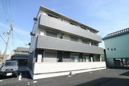 ブルーム 3階建