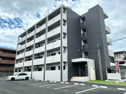 プレゾン平田 5階建