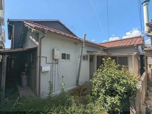 奈良県御所市柳町 2階建