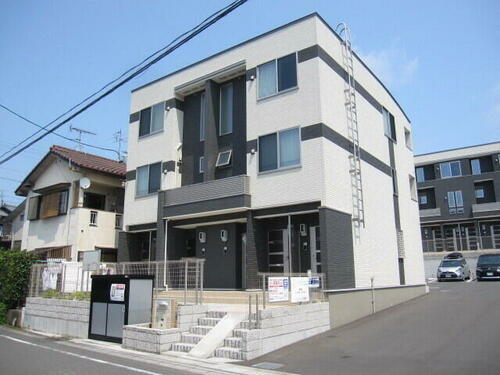 ゴールドリング池田Ⅰ 3階建