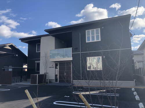 愛媛県新居浜市河内町 賃貸アパート