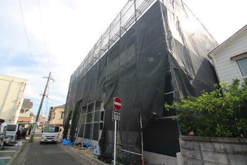 ゲート名島 3階建